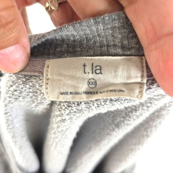 T.la Heather Gray Cropped Crewneck Pullover Short-Sleeved Top Size XXS - Picture 10 of 13